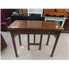 Image 2 : Walnut Fold Out Table with 3 Leafs (Normal Size) 31'' x 38''