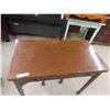 Image 3 : Walnut Fold Out Table with 3 Leafs (Normal Size) 31'' x 38''