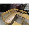 Image 5 : Kitchen Nook Table 30'' x 48'' x 32'' with Seating