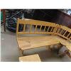 Image 6 : Kitchen Nook Table 30'' x 48'' x 32'' with Seating