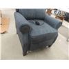 Image 3 : Power Recliner - Good Condition