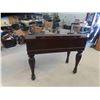 Image 10 : Antique Drop Top Writing Desk 35 1/2'' x 44'' x 23'' 