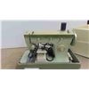 Image 2 : Singer Portable Electric Sewing Machine 