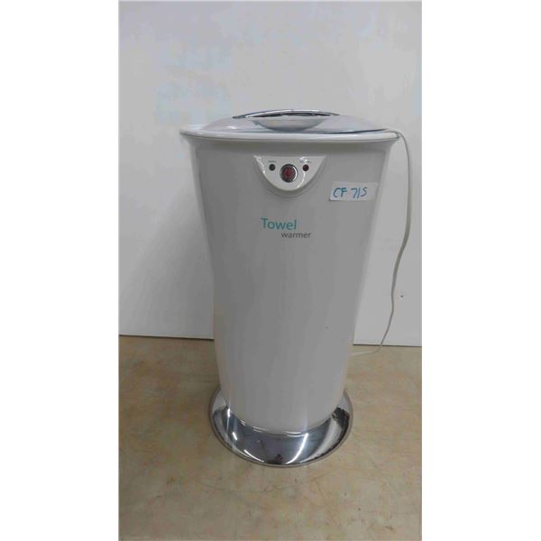 Brookstone Towel Warmer - Appears New 
