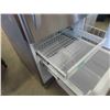 Image 10 : LG Stainless Fridge with Bottom Freezer 67'' x 30'' x 30'' 