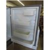Image 7 : LG Stainless Fridge with Bottom Freezer 67'' x 30'' x 30'' 