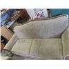 Image 4 : Couch 92'' W & Love Seat 72'' W 