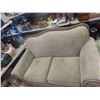 Image 6 : Couch 92'' W & Love Seat 72'' W 