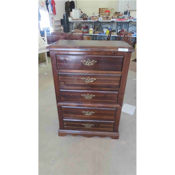 Colonial Pine 5 Drawer Dresser 48'' x 33'' x 18'' 