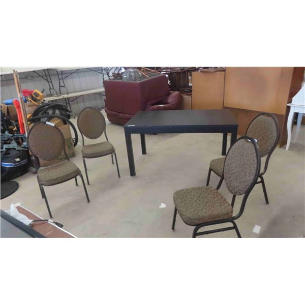 Table 29'' x 55'' x 33'' with 4 Chairs 
