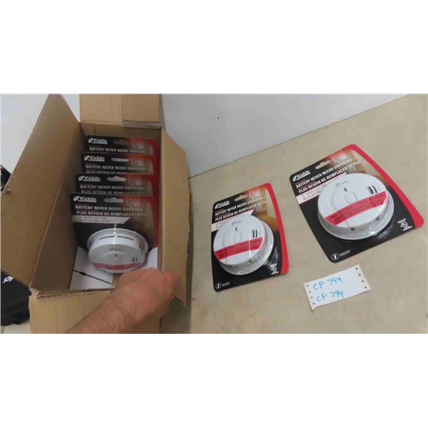 6 New 'Kidde' Battery Smoke Alarms in Packages 