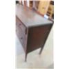 Image 3 : Walnut Buffet 40'' x 48'' x 19'' 