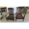 Image 1 : 2 Oak Occasional Chairs 