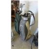 Image 3 : 14 Golf Clubs , 2 Golf Bags, 2 Bag Carts