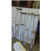 Image 5 : 2 Sets of Aluminum Crutches, Walker, Bath Seat 