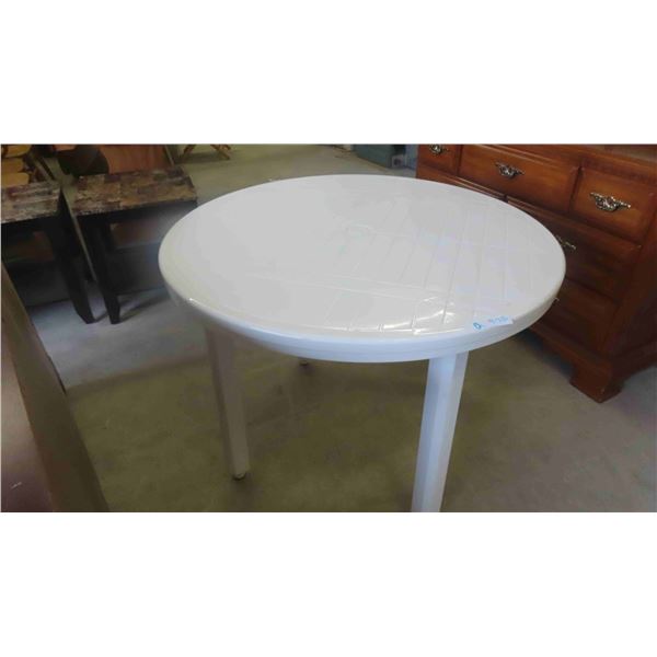 Patio Table 29'' x 42'' 