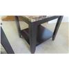 Image 4 : 2 Modern End Tables 