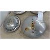 Image 4 : 6 Vintage Hubcaps :  Set of 4 Ford , 1 International , 1 Pontiac 