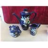 Image 2 : 5 Piece Coffee Cream and Sugar , Royal Winton Cream and