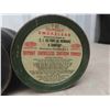 Image 3 : Vintage Tins: (3) Dupont Smokeless Shotgun Powder , Nitro Powder Solvent