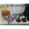 Image 1 : Ammunition Wood Crate 9 1/4'' x 14 1/4'' x 9'' , 9 Duck Decoys