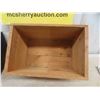 Image 3 : Ammunition Wood Crate 9 1/4'' x 14 1/4'' x 9'' , 9 Duck Decoys