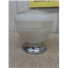 Image 5 : 3 Light Shade Covers - Vintage , 1 Complete Fixture