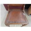 Image 8 : 3 Vintage Oak Chairs 
