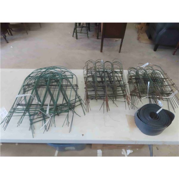 6 Bundles Total of Garden Wire Folding Fences , Roll of Plastic Garden Landscaping 