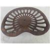 Image 2 : 2 Deering Cast Tractor Seats