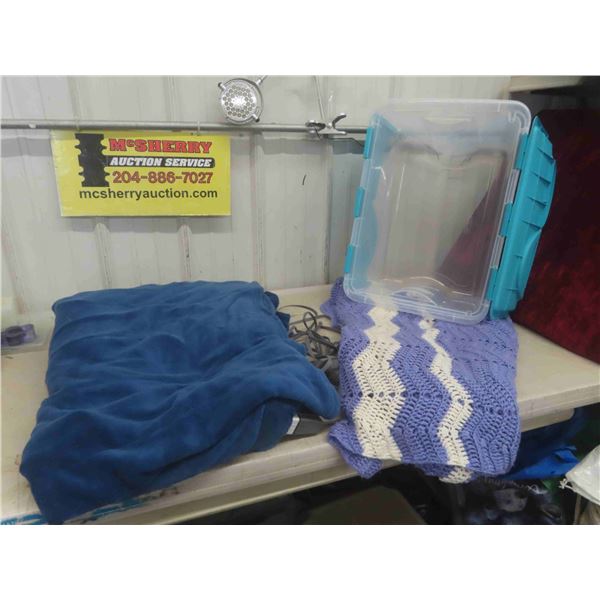 Queen Size Double Controls Electric Blanket , Knitted Blanket , Tote