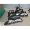 Image 2 : 2 Pairs of Roller Blades Womans Size 8 & Mens Size 3