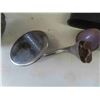 Image 8 : Camero Chrome Breather Cover, 4 Chevy Hubcaps, Side View Mirrors (2)