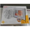 Image 2 : Kodak Digital Frame & Fuji Fine Pix Digital camera