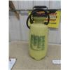 Image 2 : 2 Gallon Sprayer w/ Hose no Nozzle