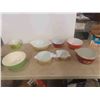 Image 1 : 7 Casserole and Mixing Bowls (6 are Pyrex)