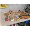 Image 1 : Carpenters Pouch, Work Apron, Tape Measure, Wood Edging, Carpet 