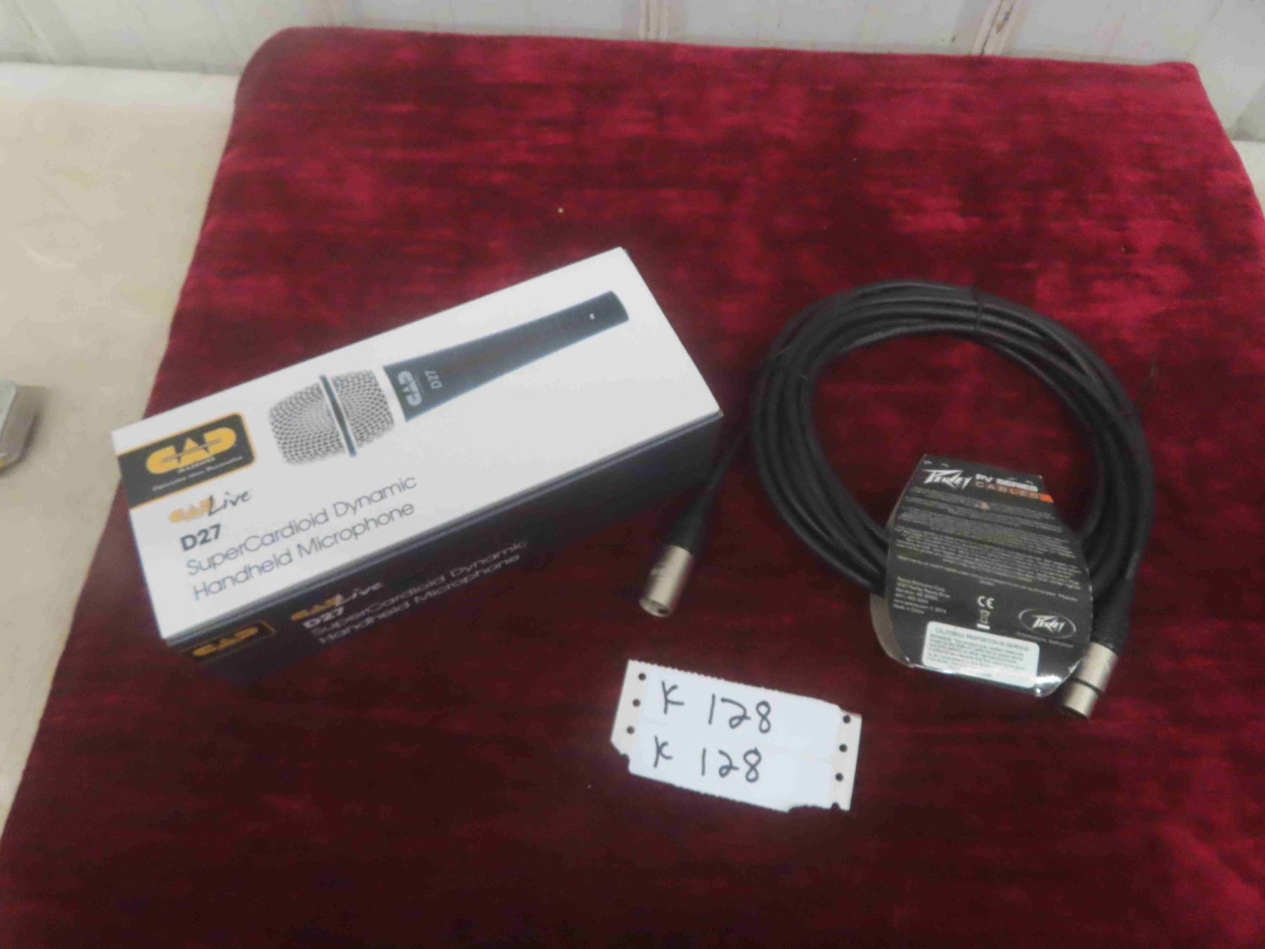 D27 Device New CAD D27 Super Cardioid Dynamic Handheld Microphone with 20' Wire
