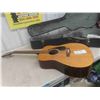 Image 2 : Yamaha Model F310 Acoustic Guirae with Hard Case 