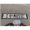 Image 2 : I Heart Music' Metal Embossed Sign 3 1/2'' x 15'' & 'Fender' Wood Sign