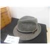 Image 2 : Knox Hat Box , Size 7 Hat , Various Silk Ties 
