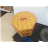 Image 3 : Knox Hat Box , Size 7 Hat , Various Silk Ties 