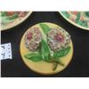 Image 2 : 3 Dimension Chalkware Display (2) 11 1/2'' Across (1) 7'' Across 
