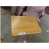 Image 2 : 4 Wood Folding TV Tables with Stand 