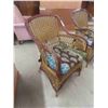 Image 2 : 2 Wicker Matching Chairs