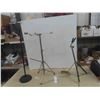 Image 1 : Microphone, Instrument, Music Stands