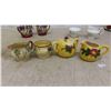 Image 8 : 2 Tea Pots , Cream and Sugars