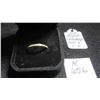 Image 1 : 10kt Gold and Diamond Ladies Ring Size 8 Total Weight 1 Gram