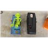 Image 2 : 7 Vintage Coffin Banks