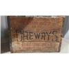 Image 14 : Vintage Pop Bottles, Drewrys Crate 12'' x 12'' x 4 1/2'' 